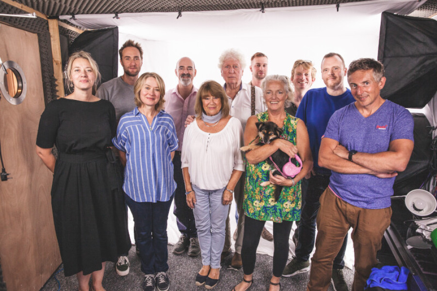 Adele Lynch, Oliver Chris, Beth Goddard, Nicholas Briggs, Nerys Hughes, Tom Baker, Joe Meiners, Louise Jameson, Pixie the Dog, John Dorney, Robert Whitelock, David Richardson (© Paul Midcalf)