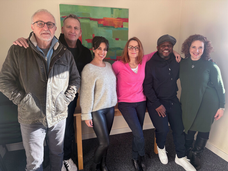 L-R_ Simon Rouse, Christopher Eccleston, Fiona Wade, Pooky Quesnel, Delroy Atkinson, Helen Goldwyn