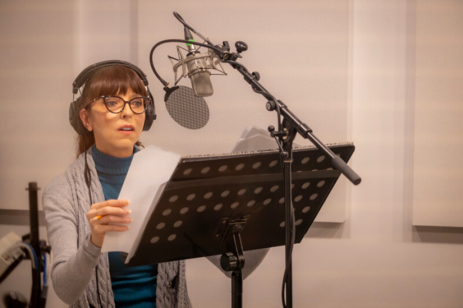 Juliet Landau recording Vam PD © Deverill Weekes