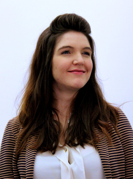 Alexandra Donnachie as Holly Arbour